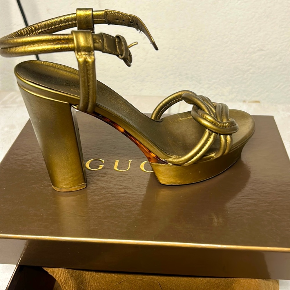 Gucci heels size 6 1/2